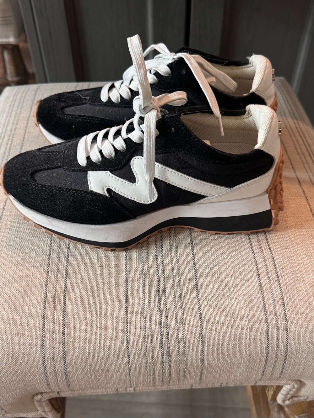 Steve Madden Campo sneakers, black white leather size 6 1/2